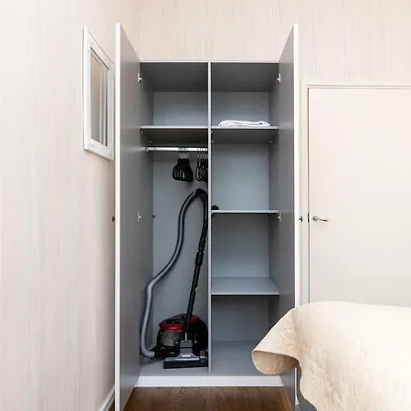 Gonsiori, 2 Bedroom, Cozy アパート