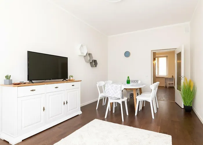Gonsiori, 2 Bedroom, Cozy * Reval